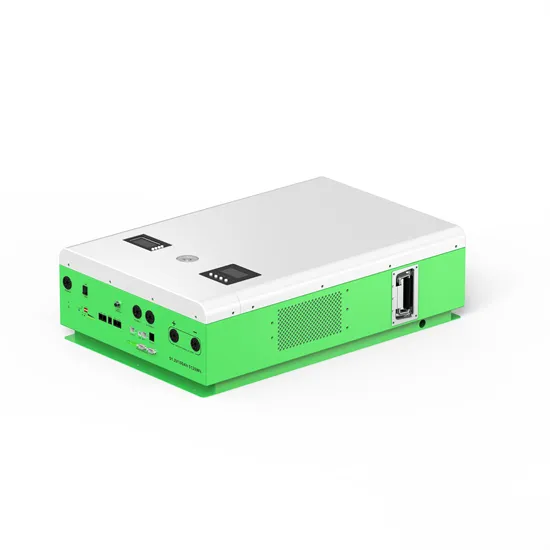 Solar combiner box communication